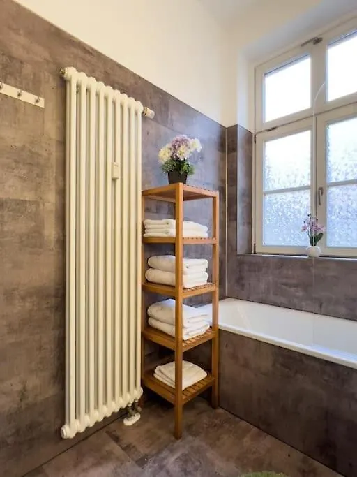 Exklusives Leipzig City Apartment Flowers
